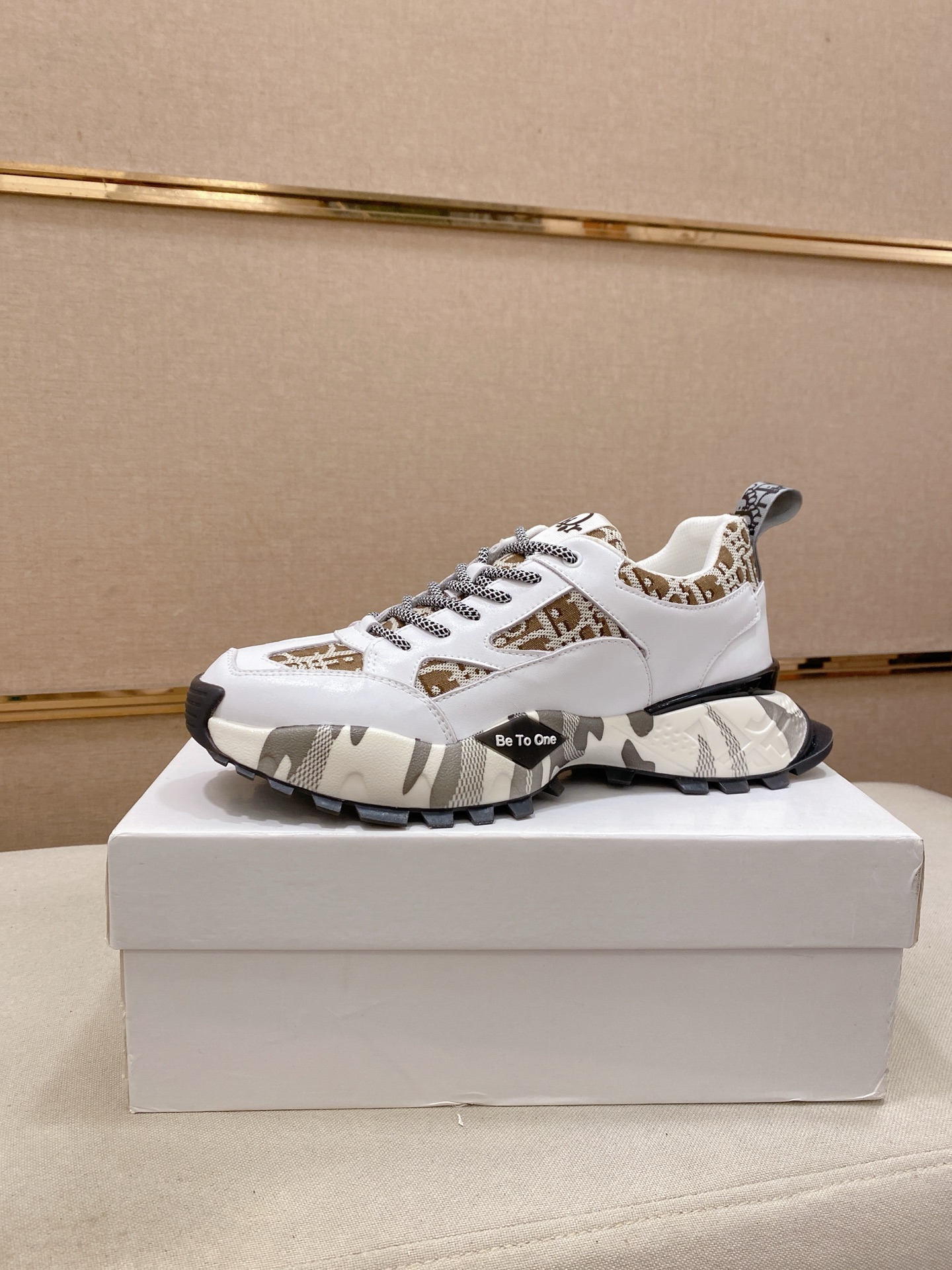 注目アイテム♡ 2026 ディオール 新作 スニーカー スーパーコピー