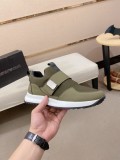 ☆超人気☆ 2026 ヒューゴボス 新作 スニーカー 偽物