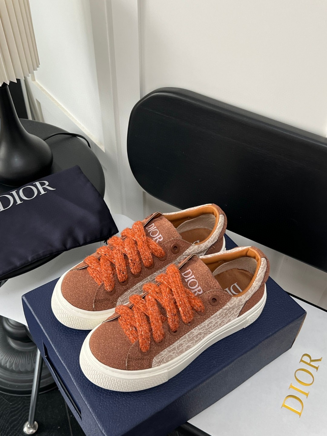 完売必至 2026 ディオール 新作 スニーカー 偽物