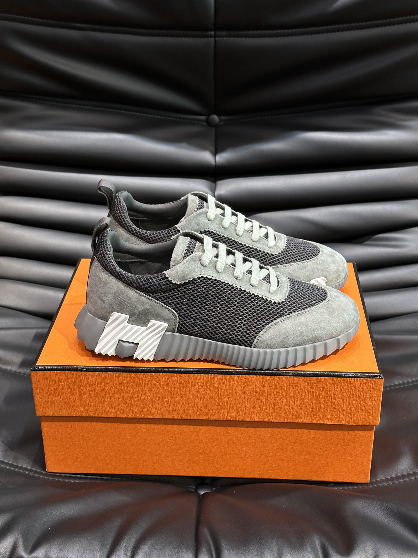 新色登場☆ 2026 エルメス 新作 スニーカー スーパーコピー