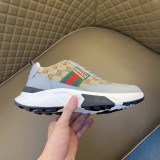 日本未入荷 2026 グッチ 新作 スニーカー スーパーコピー