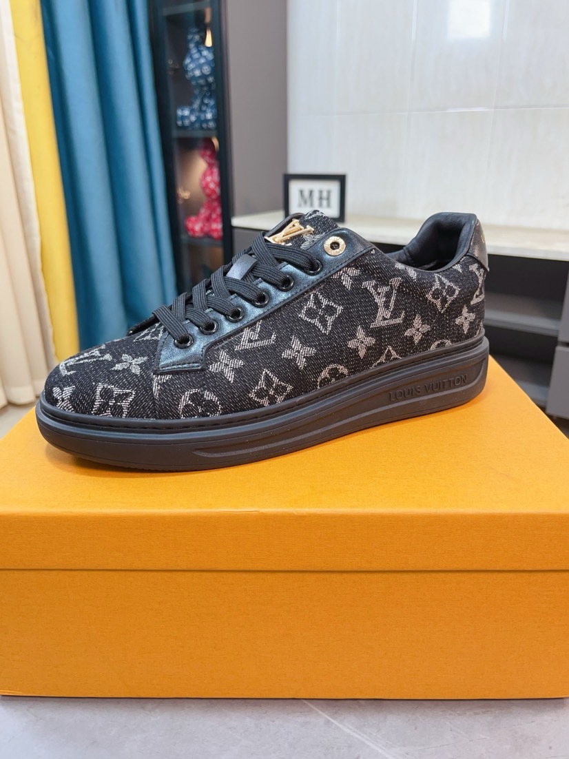 ☆超人気☆ 2026 ルイヴィトン 新作 スニーカー スーパーコピー
