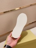完売必至 2026 バーバリー 新作 スニーカー スーパーコピー