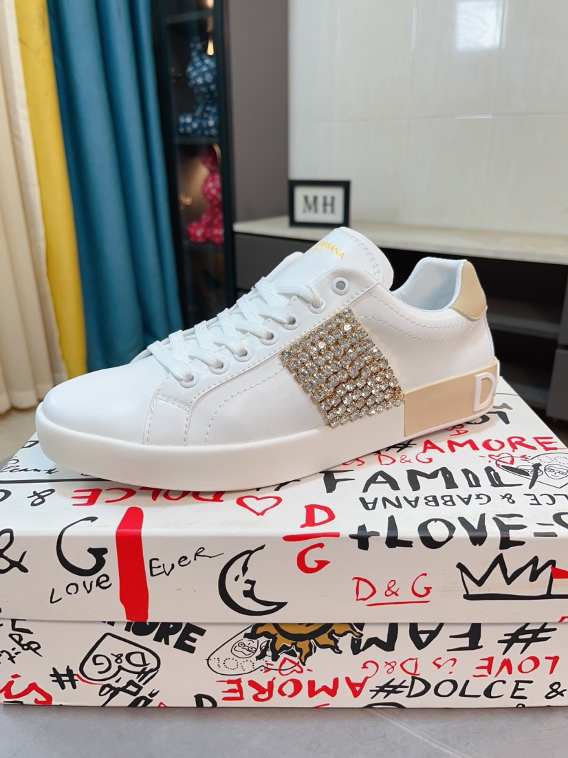 入手困難品！2026 ドルチェ&ガッバーナ 新作 スニーカー 偽物