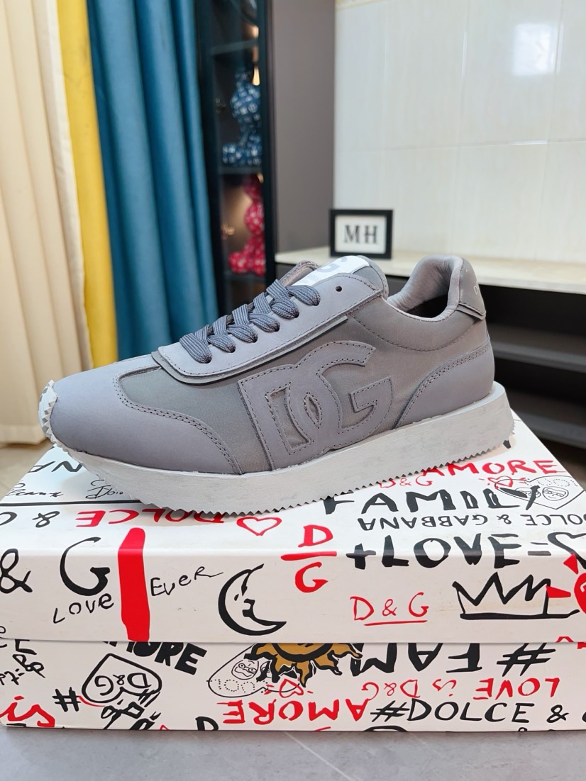 注目アイテム♡ 2026 ドルチェ&ガッバーナ 新作 スニーカー スーパーコピー