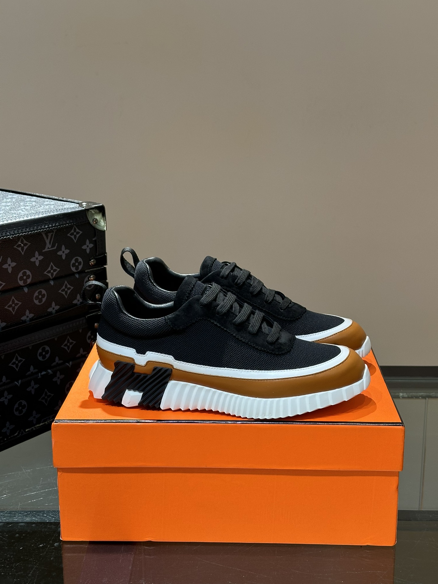 超希少！2026 エルメス 新作 スニーカー コピー