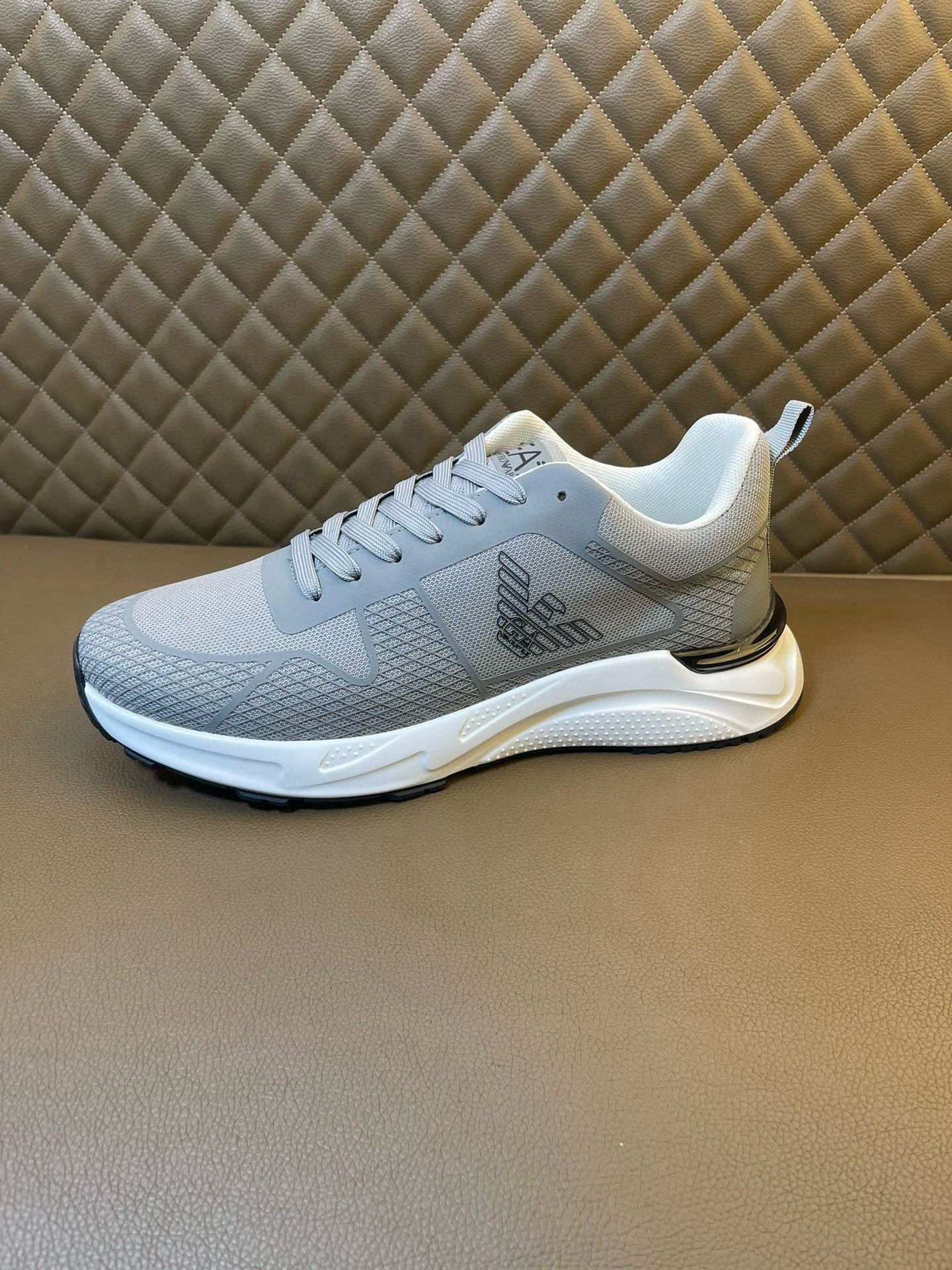 売上総額１位！2026 ジョルジオアルマーニ 新作 スニーカー スーパーコピー