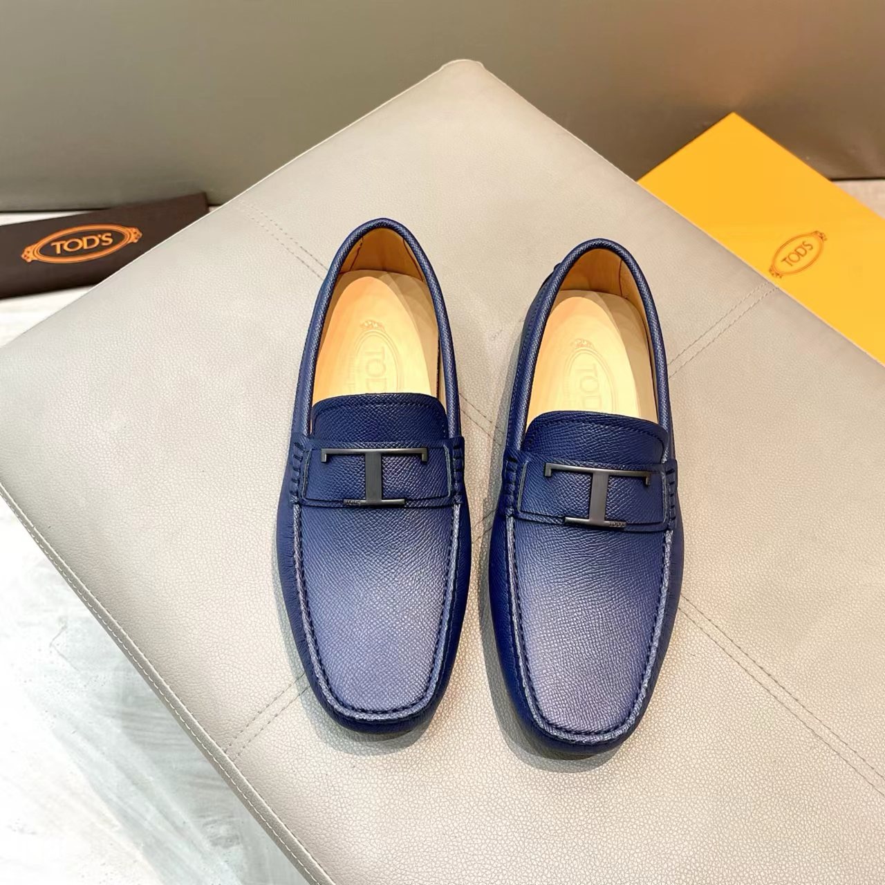 世界中で大人気♪ 2026 トッズ 新作 パンプス 偽物