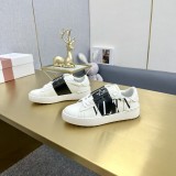 《人気★》2026 ヴァレンティノ 新作 男女兼用 スニーカー 偽物
