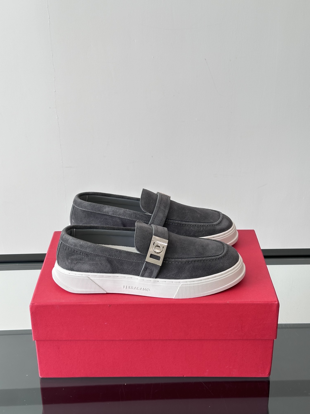 おすすめ 2026 フェラガモ 新作 パンプス コピー