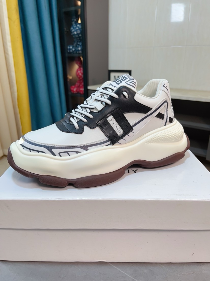 目を惹くカラー 2026 ジバンシー 新作 スニーカー コピー