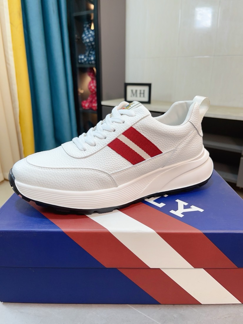 【使い勝手抜群】 2026 バリー 新作 スニーカー スーパーコピー