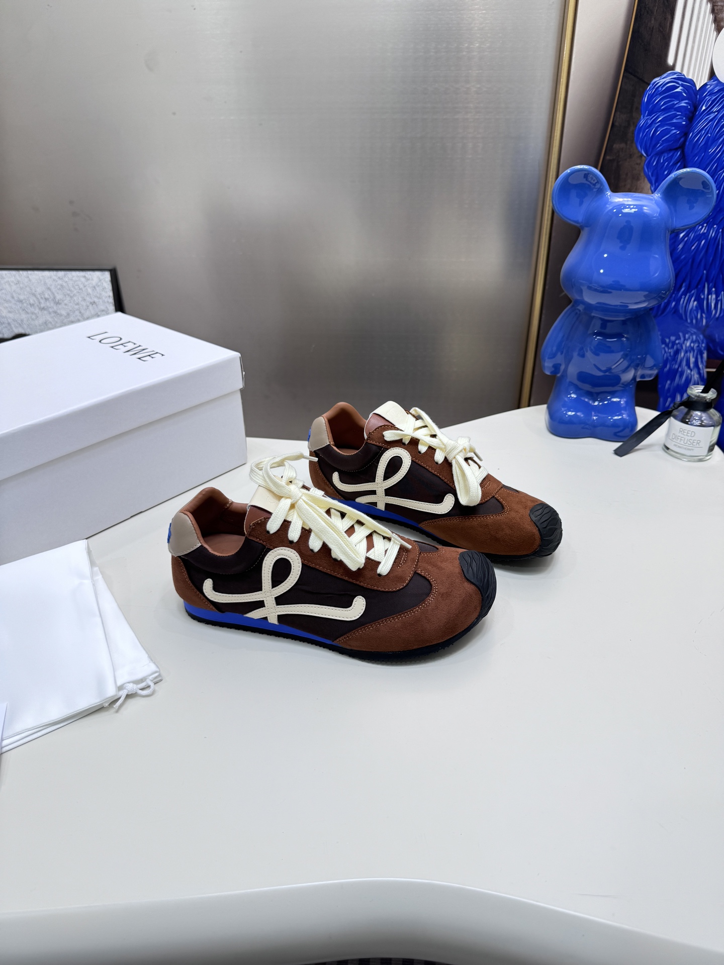 ☆超人気☆ 2026 ロエベ 新作 男女兼用 スニーカー コピー