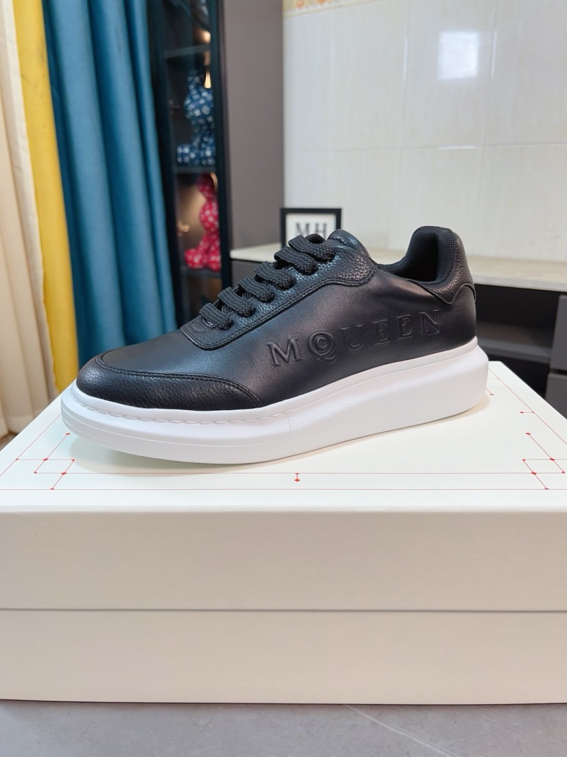 累積売上総額第１位！2026 アレキサンダーマックイーン 新作 男女兼用 スニーカー コピー