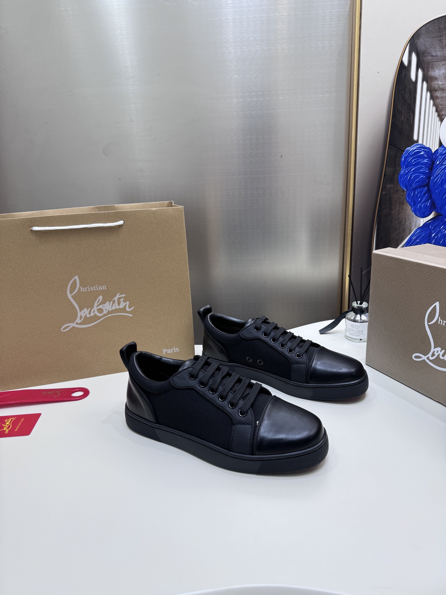 人気No1★ 2026 クリスチャンルブタン 新作 男女兼用 スニーカー 偽物