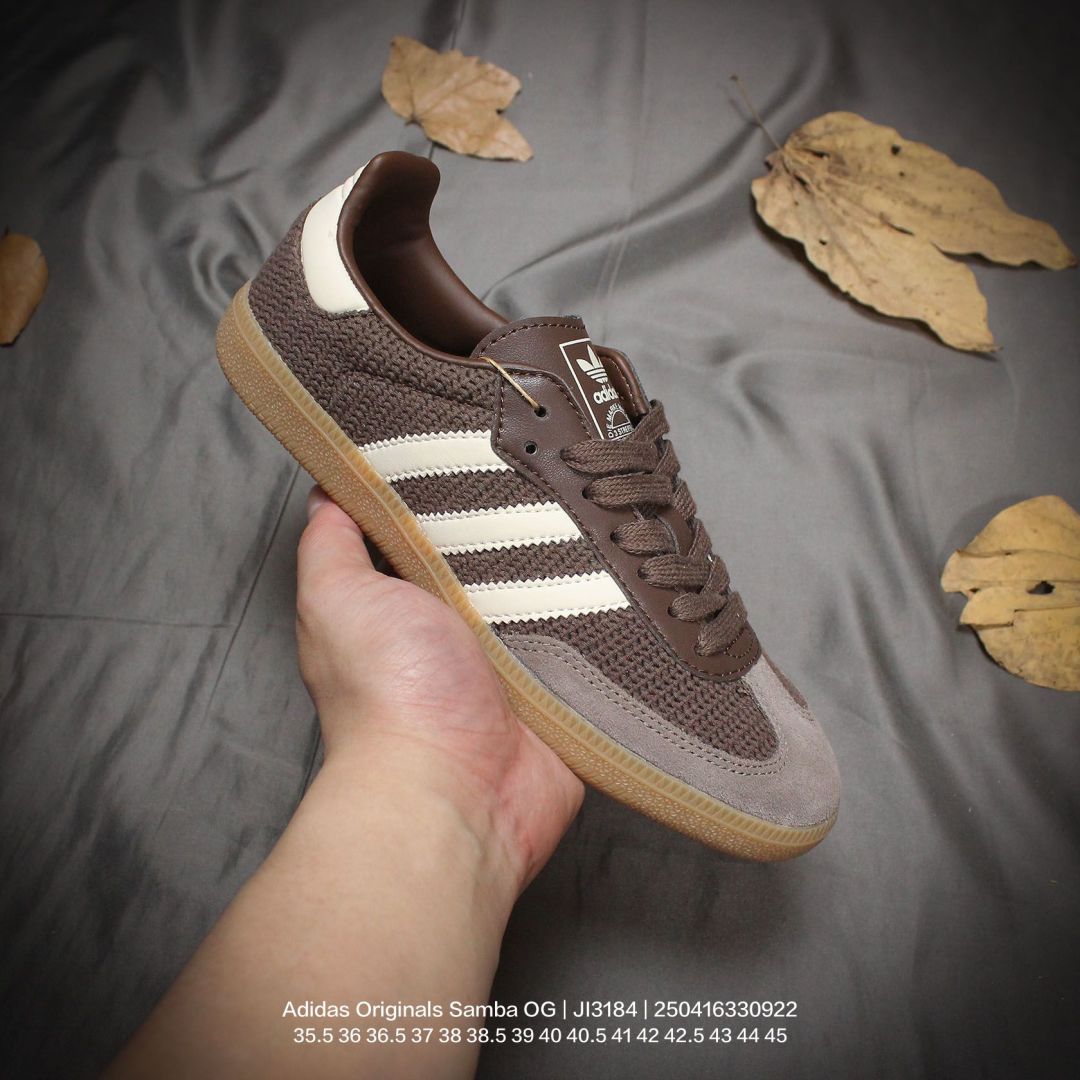 【限定カラー】2026 アディダス 新作 男女兼用 スニーカー 偽物