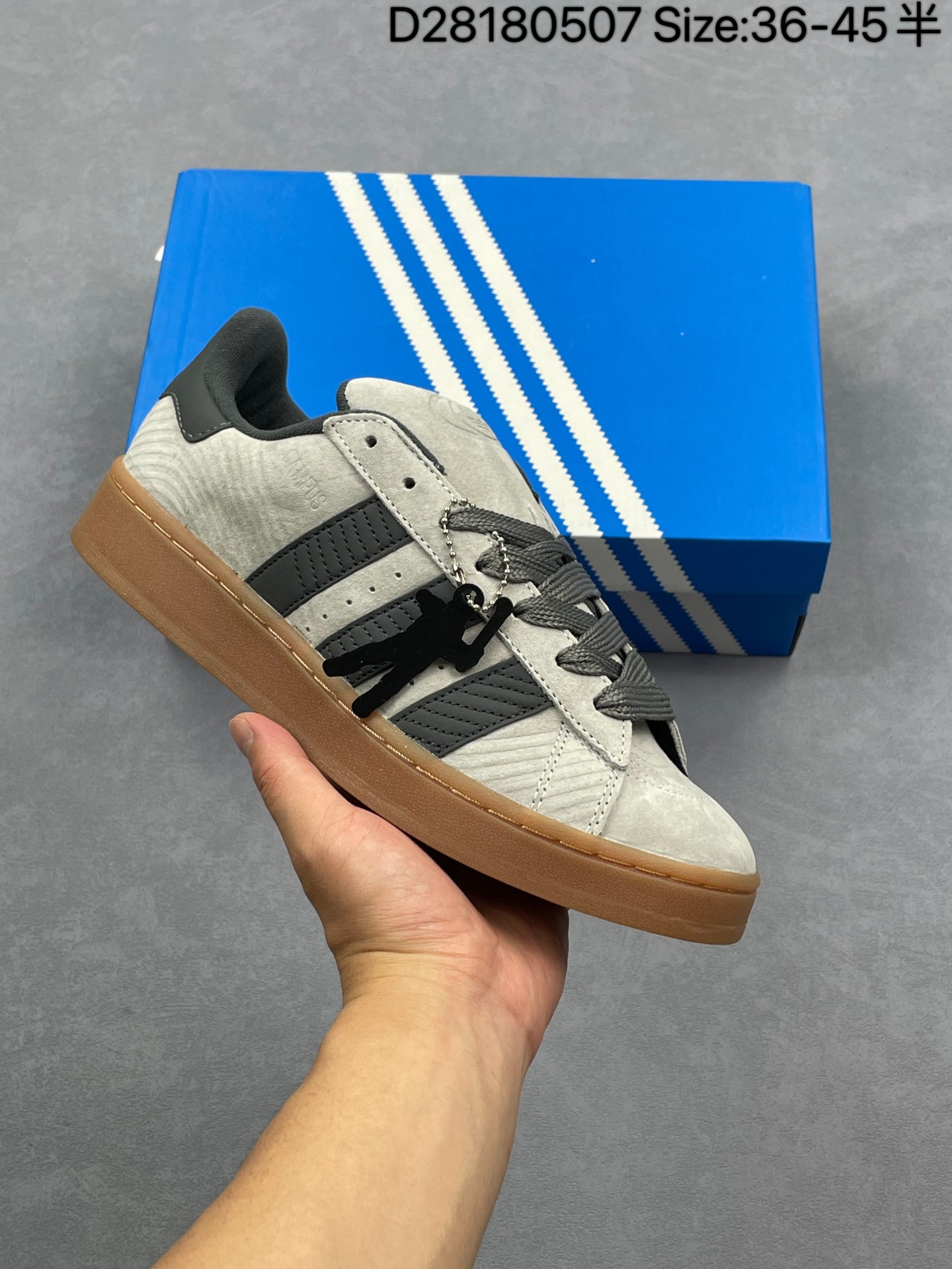 お洒落 2026 アディダス 新作 男女兼用 スニーカー コピー