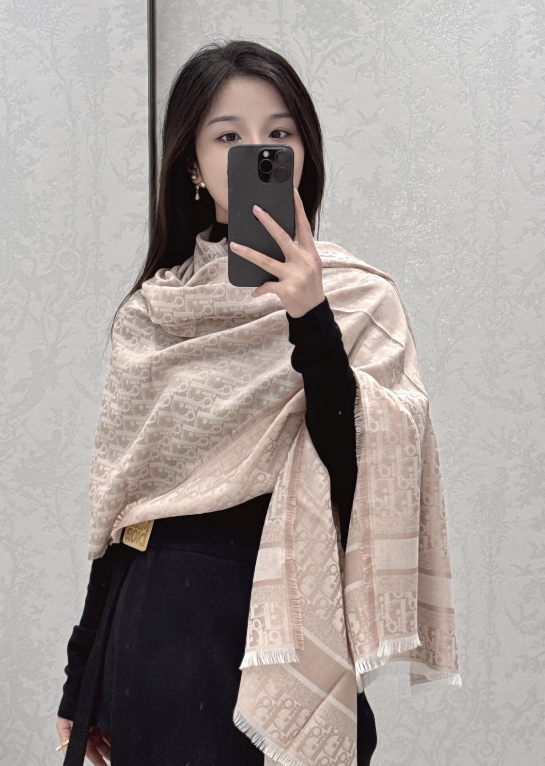 世界中で大人気♪ 2026 ディオール 新作 マフラー シルク スーパーコピー