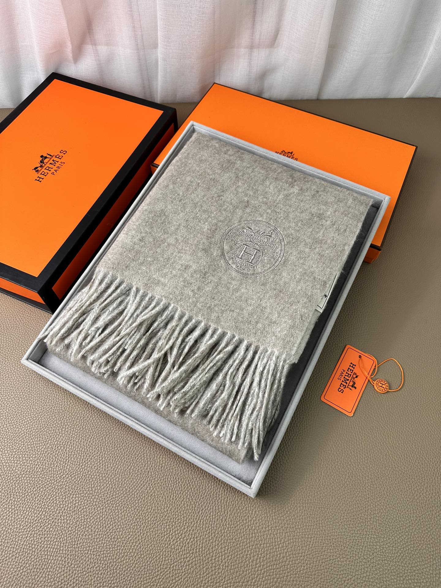 一目惚れ♪ 2026 エルメス 新作 マフラー ウール スーパーコピー