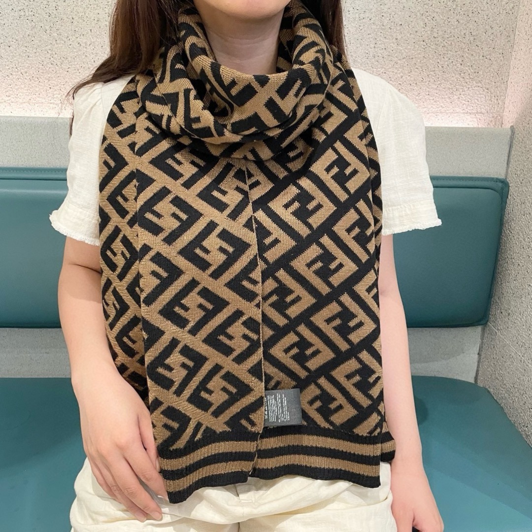 送料込 2026 フェンディ 新作 マフラー ウール スーパーコピー