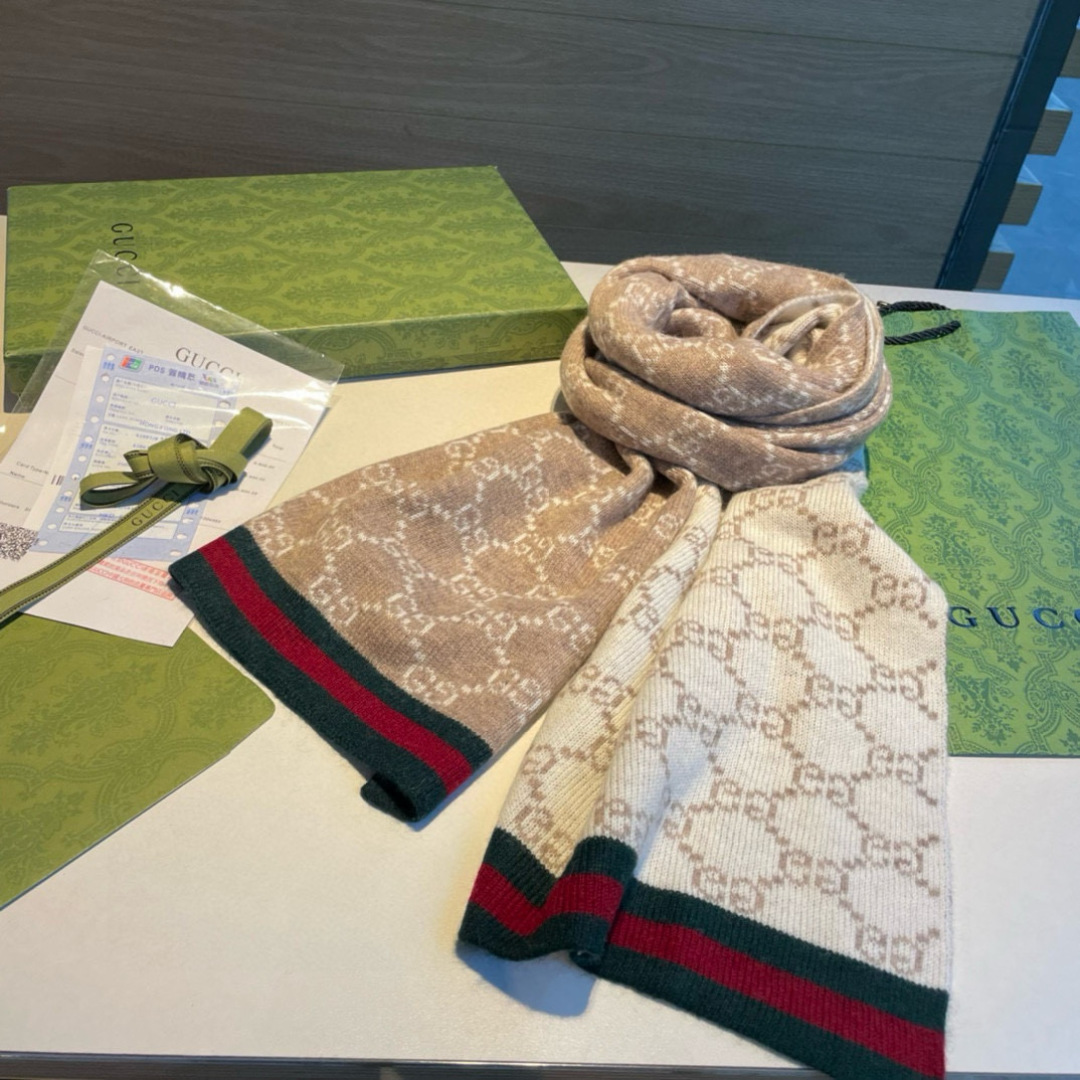 日本未入荷 2026 グッチ 新作 マフラー ウール コピー