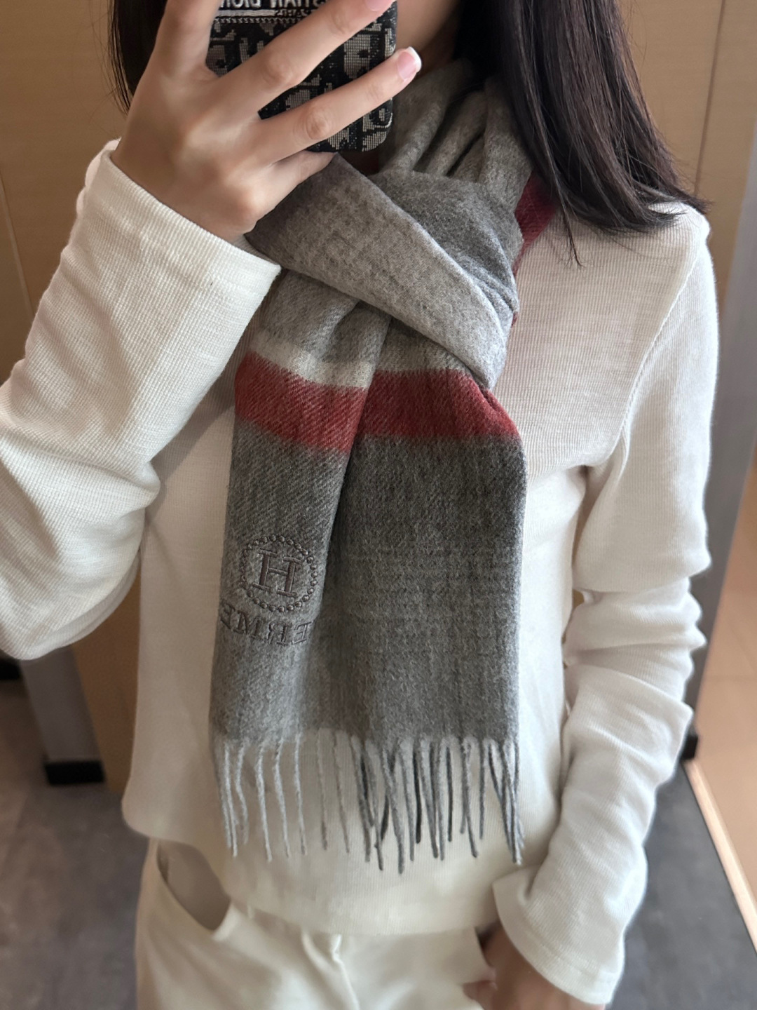 人気爆発☆ 2026 エルメス 新作 マフラー ウール スーパーコピー