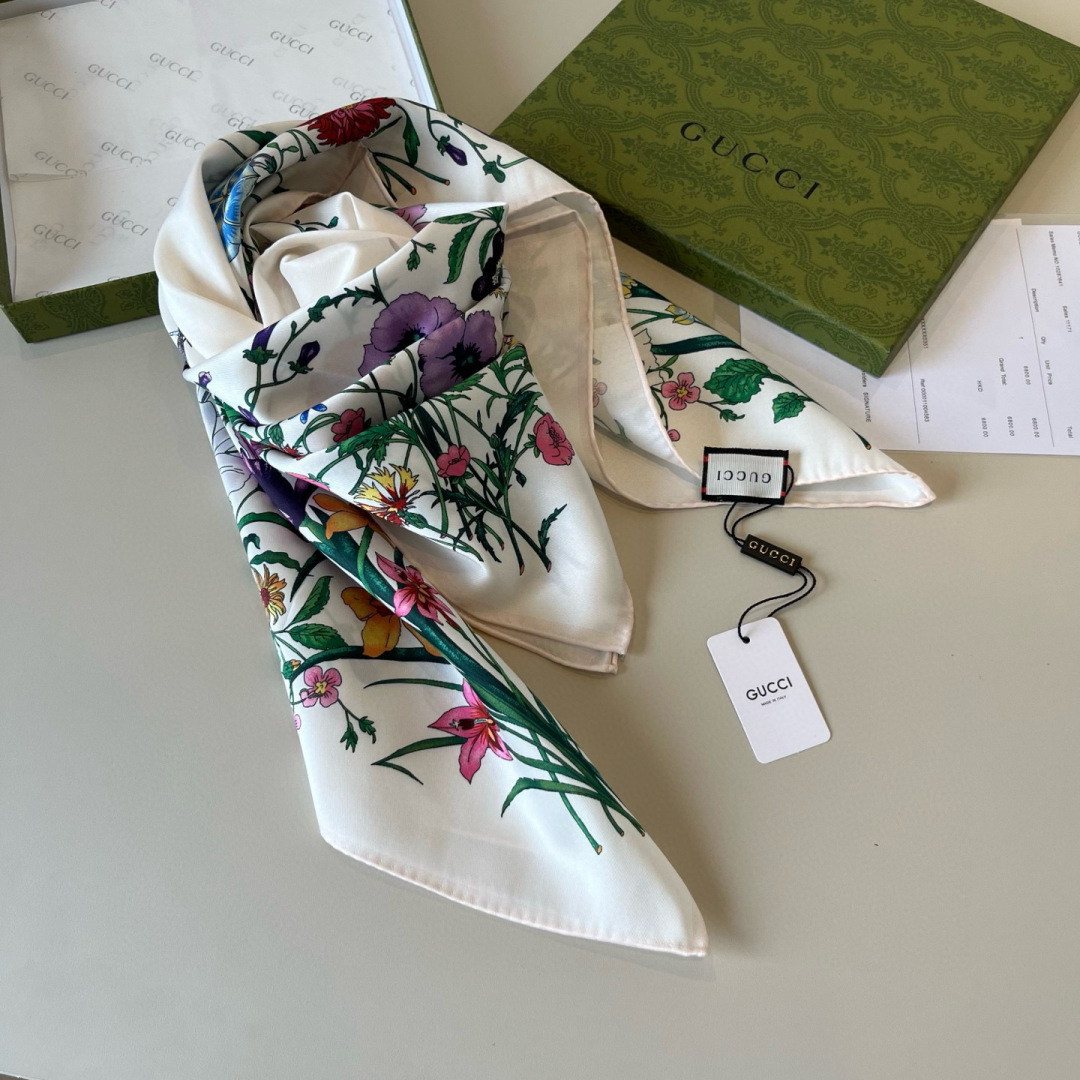 人気爆発☆ 2026 グッチ 新作 マフラー シルク スーパーコピー