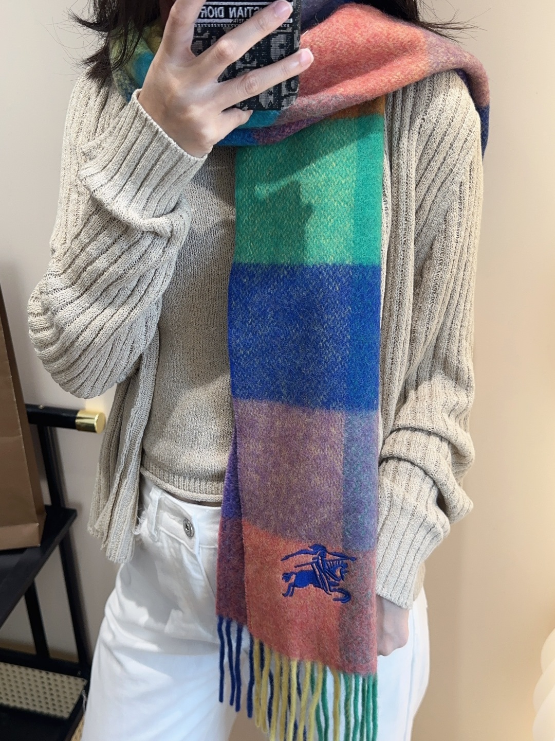 即発送！2026 バーバリー 新作 マフラー ウール 偽物