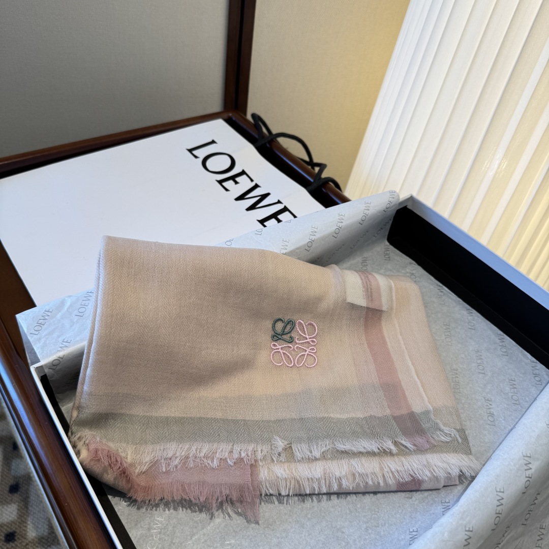 ☆超人気☆ 2026 ロエベ 新作 マフラー ウール 偽物