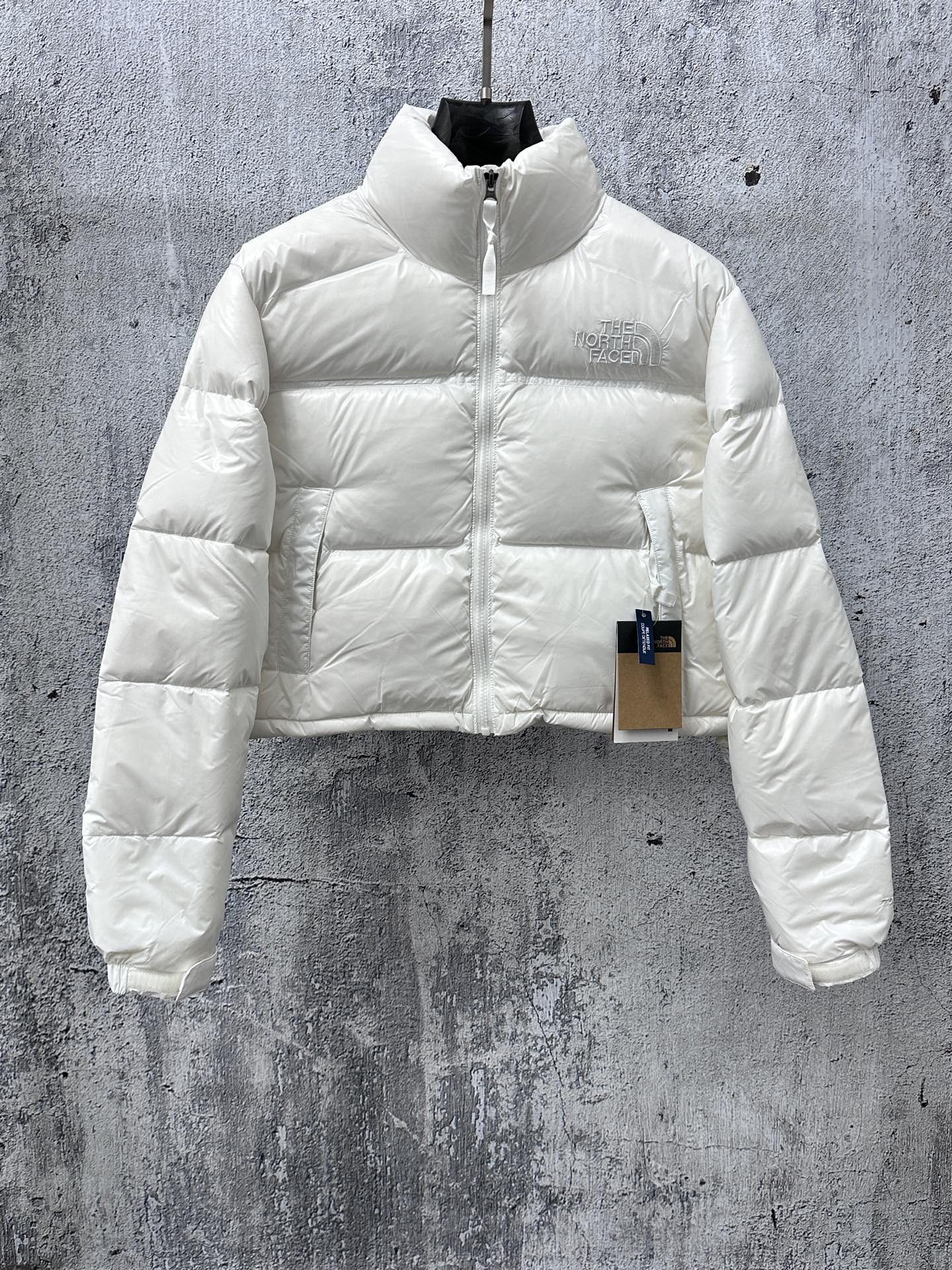 最安値挑戦 2026 ザノースフェイス 新作 ダウンジャケット コピー