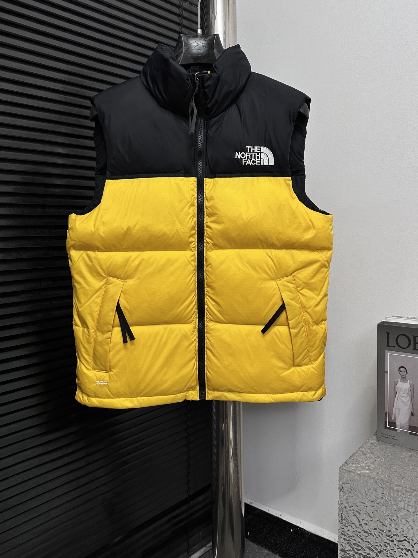 世界中で大人気♪ 2026 ザノースフェイス 新作 男女兼用 ダウンベスト コピー