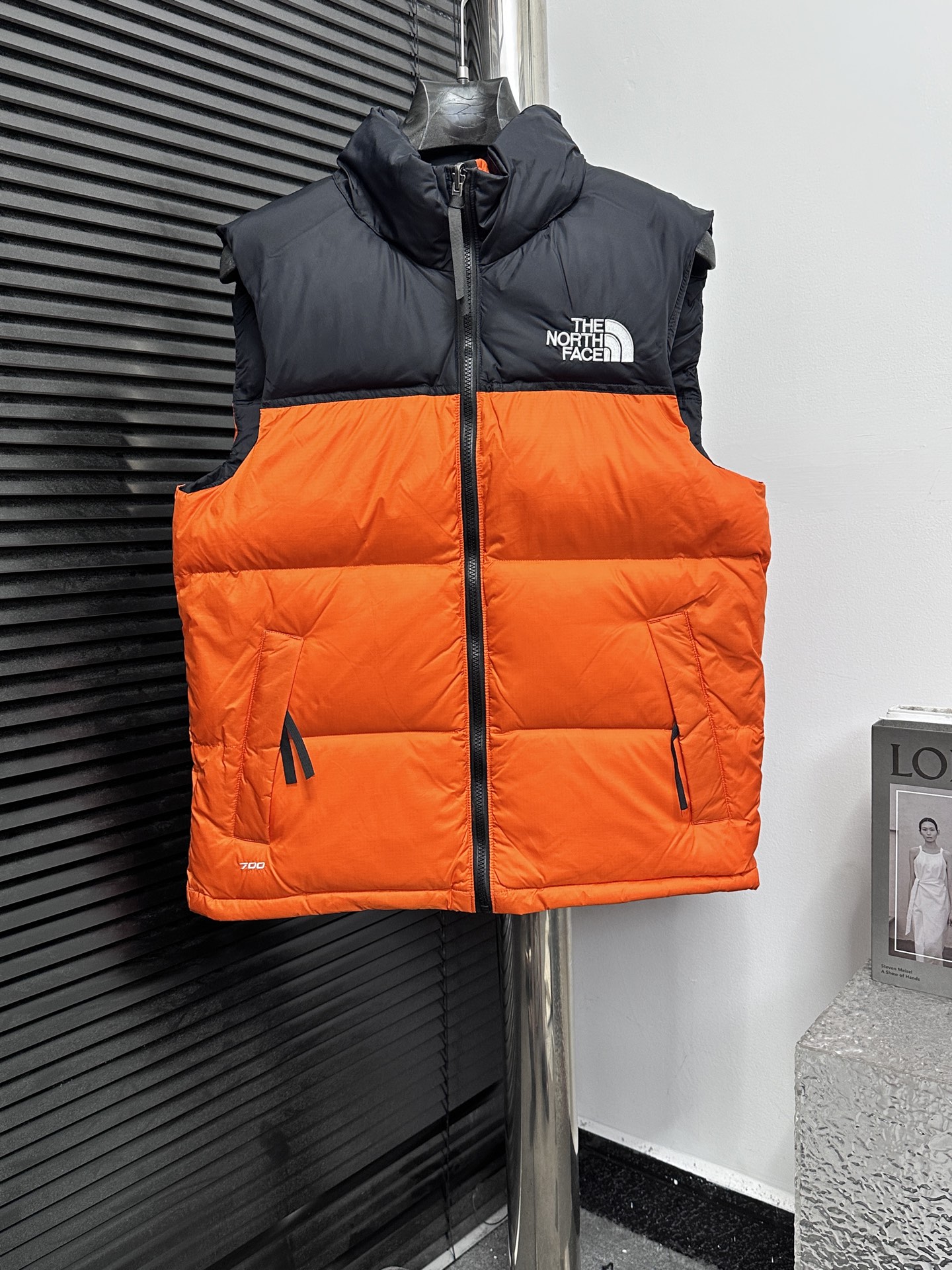 完売必至 2026 ザノースフェイス 新作 男女兼用 ダウンベスト スーパーコピー