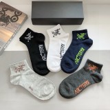 絶対欲しい！2026 アークテリクス 新作 ソックス 偽物 5足セット