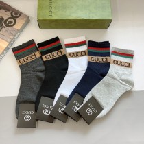 入手困難品！2026 グッチ 新作 ソックス 偽物 5足セット