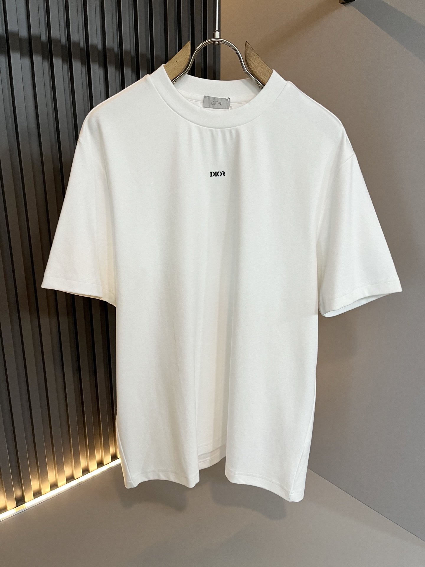 注目度抜群！2026 ディオール 新作 半袖Tシャツ スーパーコピー