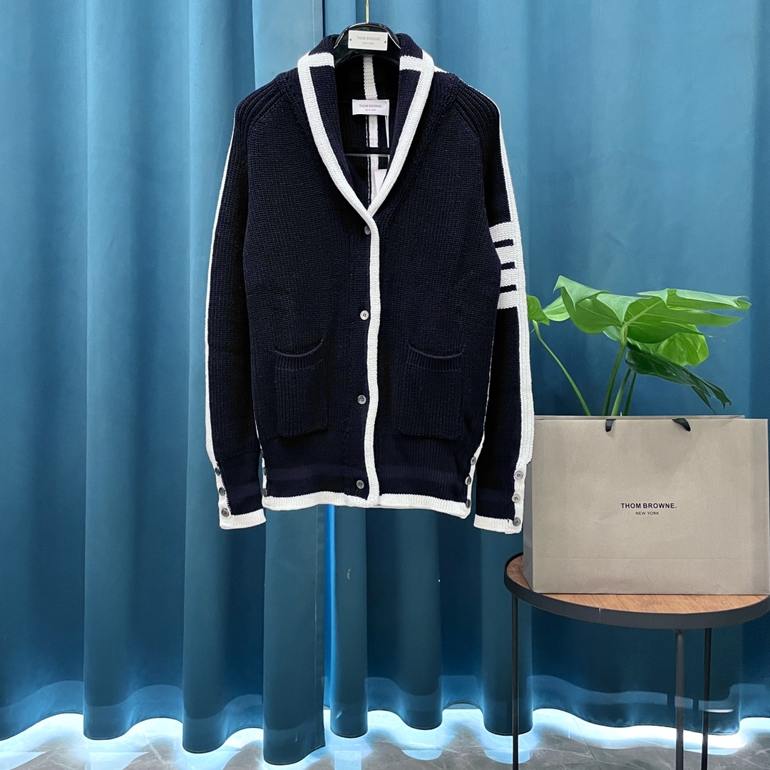 最安値挑戦 2026 トム·ブラウン 新作 ニット スーパーコピー