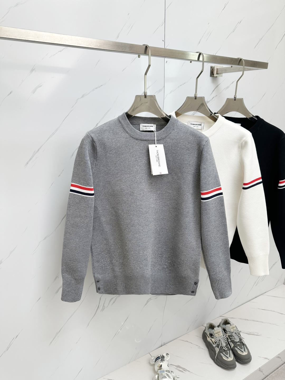 人気急上昇 2026 トム·ブラウン 新作 ニット スーパーコピー