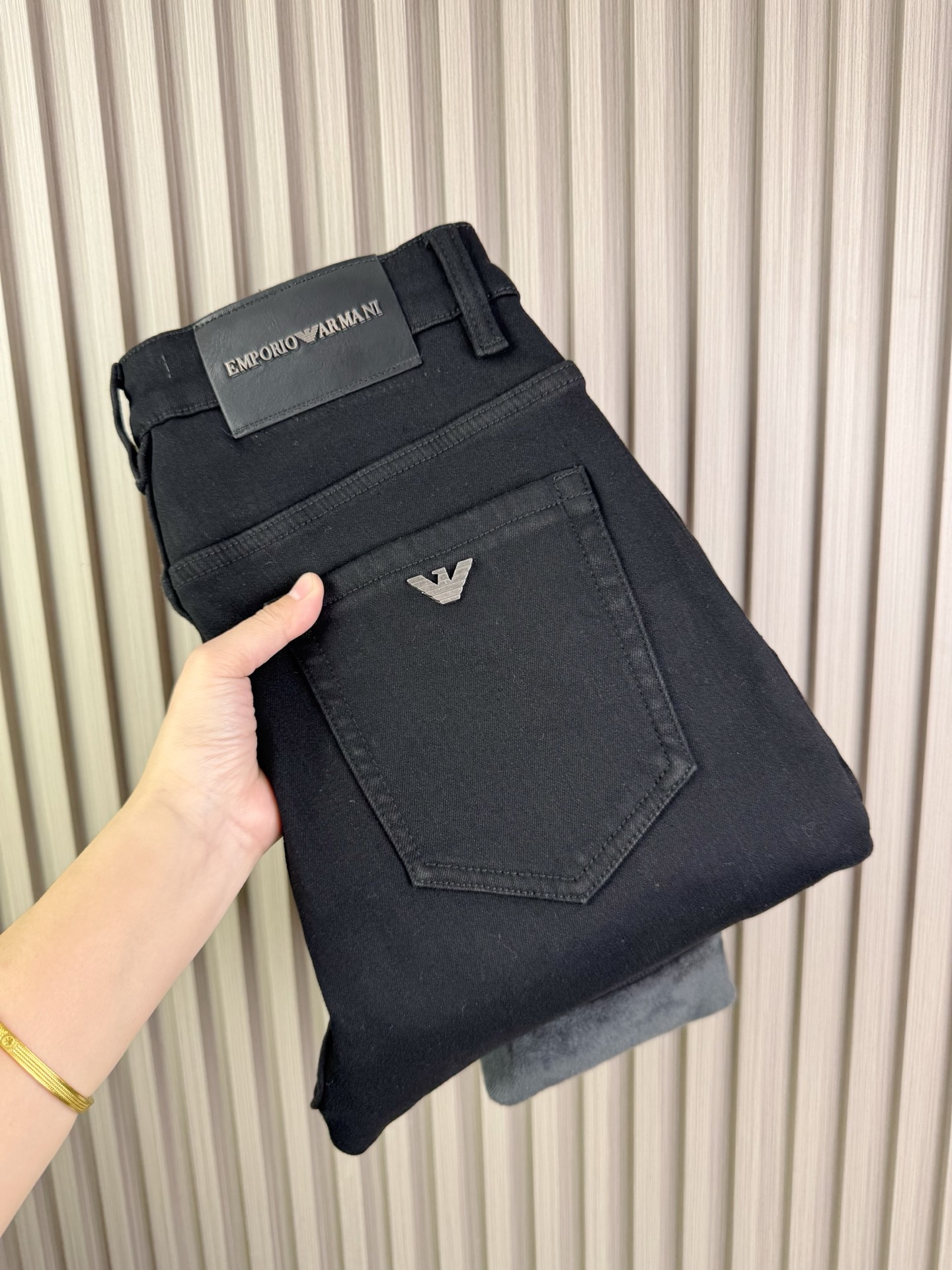 完売前に！2026 ジョルジオアルマーニ 新作 ジーンズ コピー