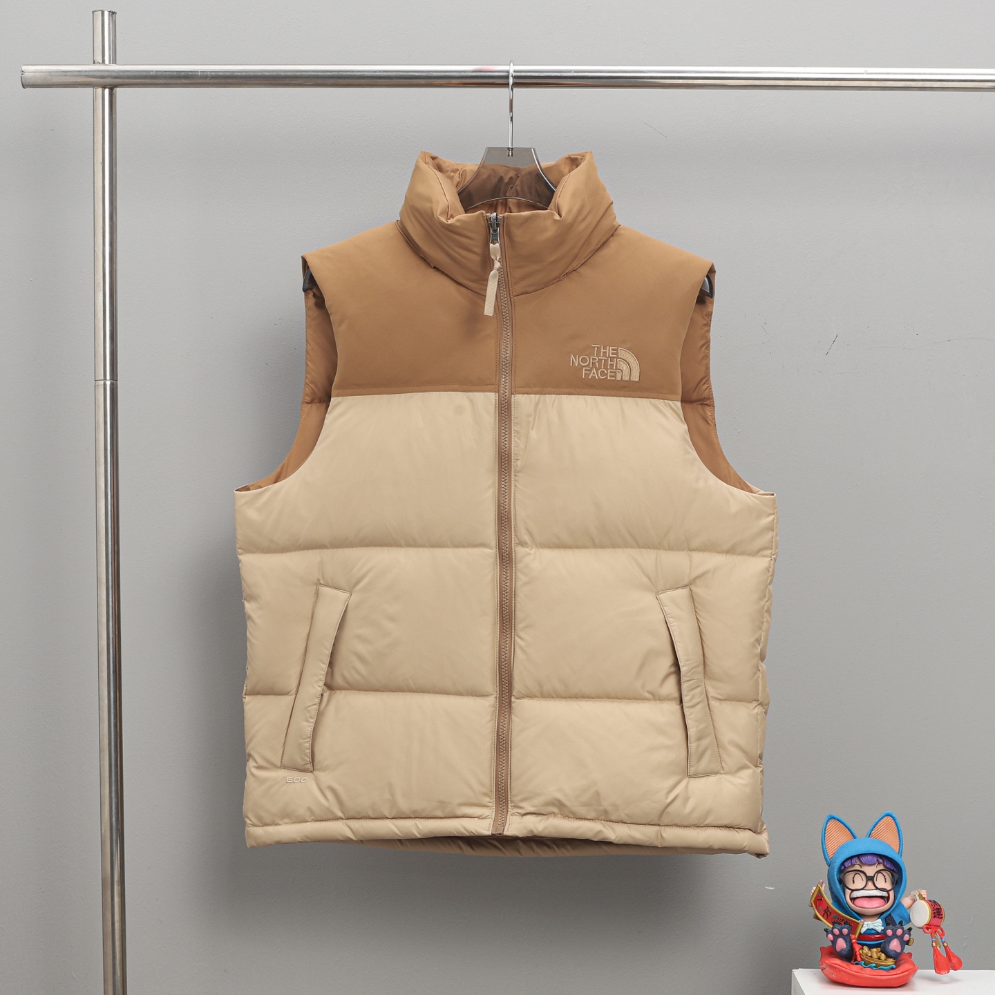 ☆超人気☆ 2026 ザノースフェイス 新作 ダウンベスト 偽物
