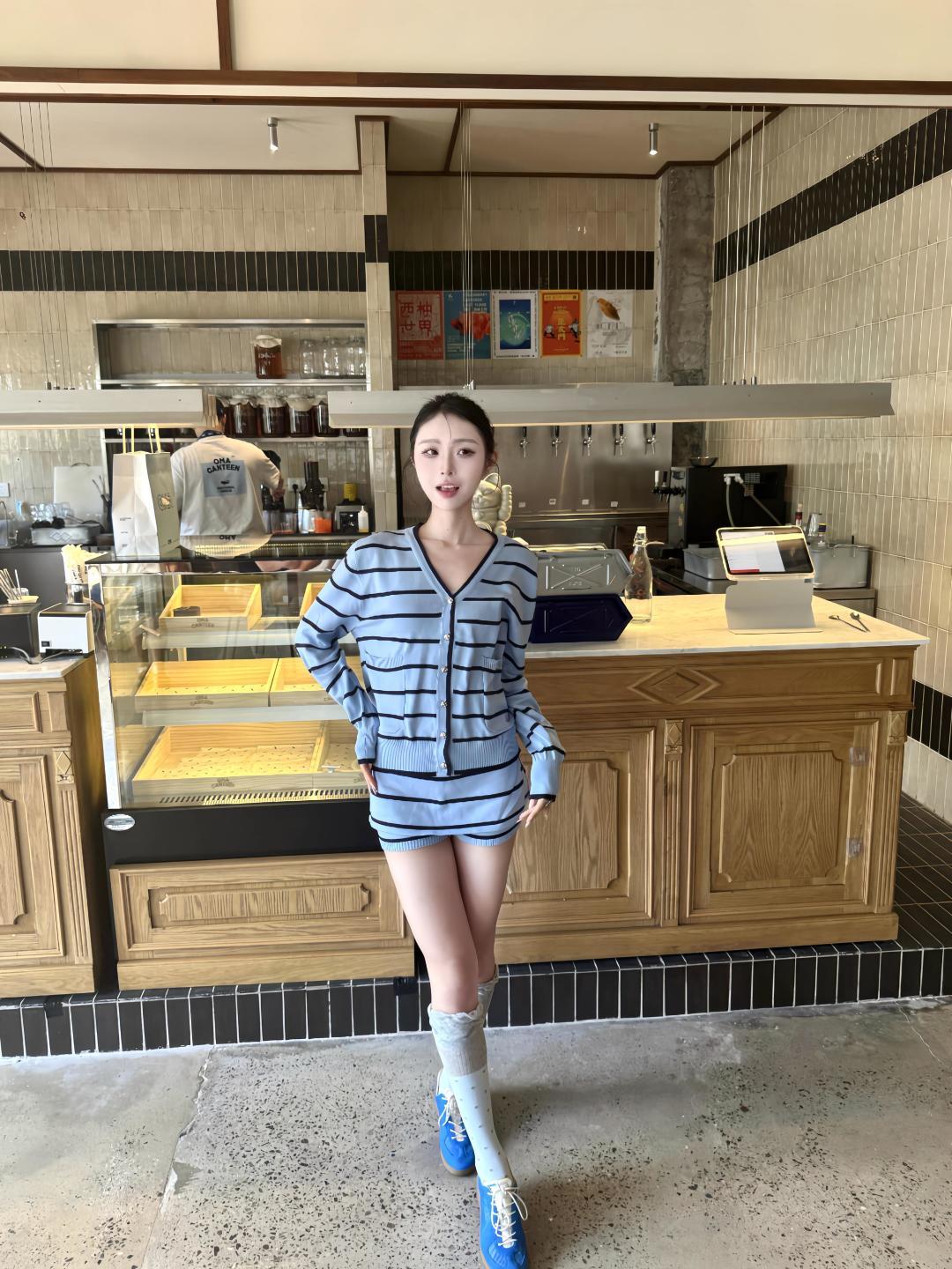 一目惚れ♪ 2026 ミュウミュウ 新作 セットアップ 偽物 2色