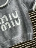 人気急上昇新作 2026 ミュウミュウ 新作 半袖Tシャツ コピー 4色