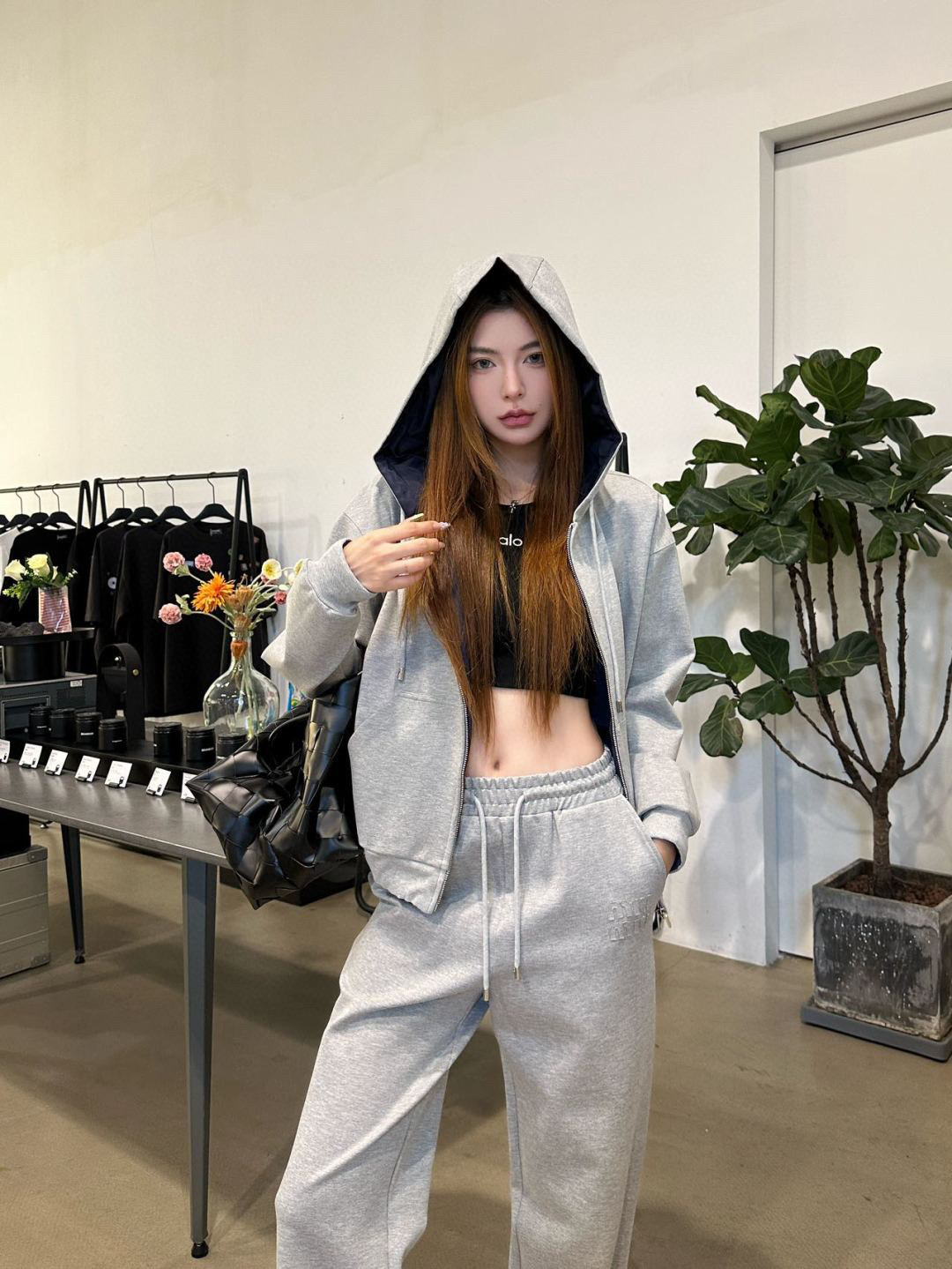 完売必至  2026 ミュウミュウ 新作 セットアップ スーパーコピー 2色