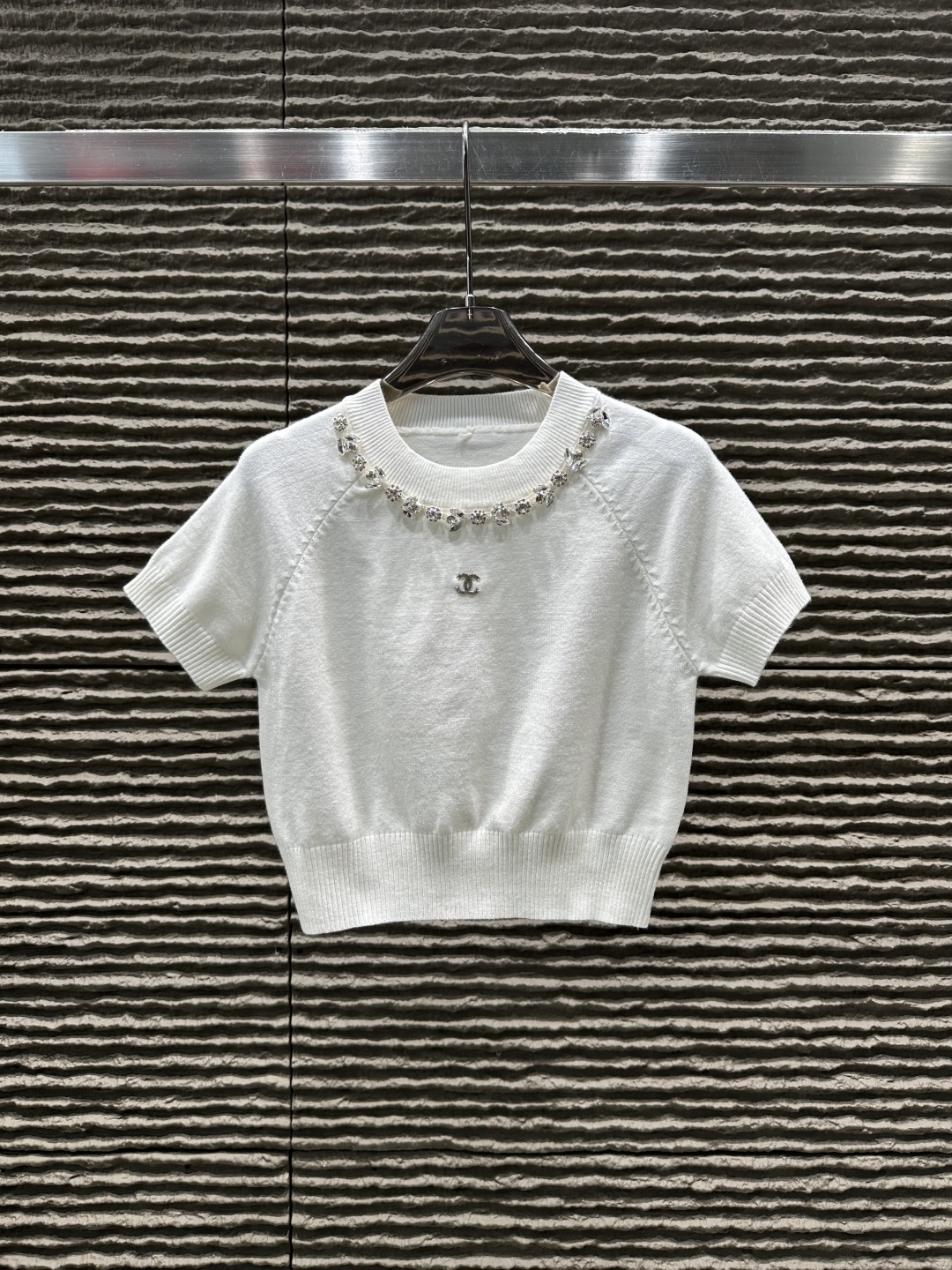 肌触り最高な 2026 シャネル 新作 半袖Tシャツ 偽物 2色