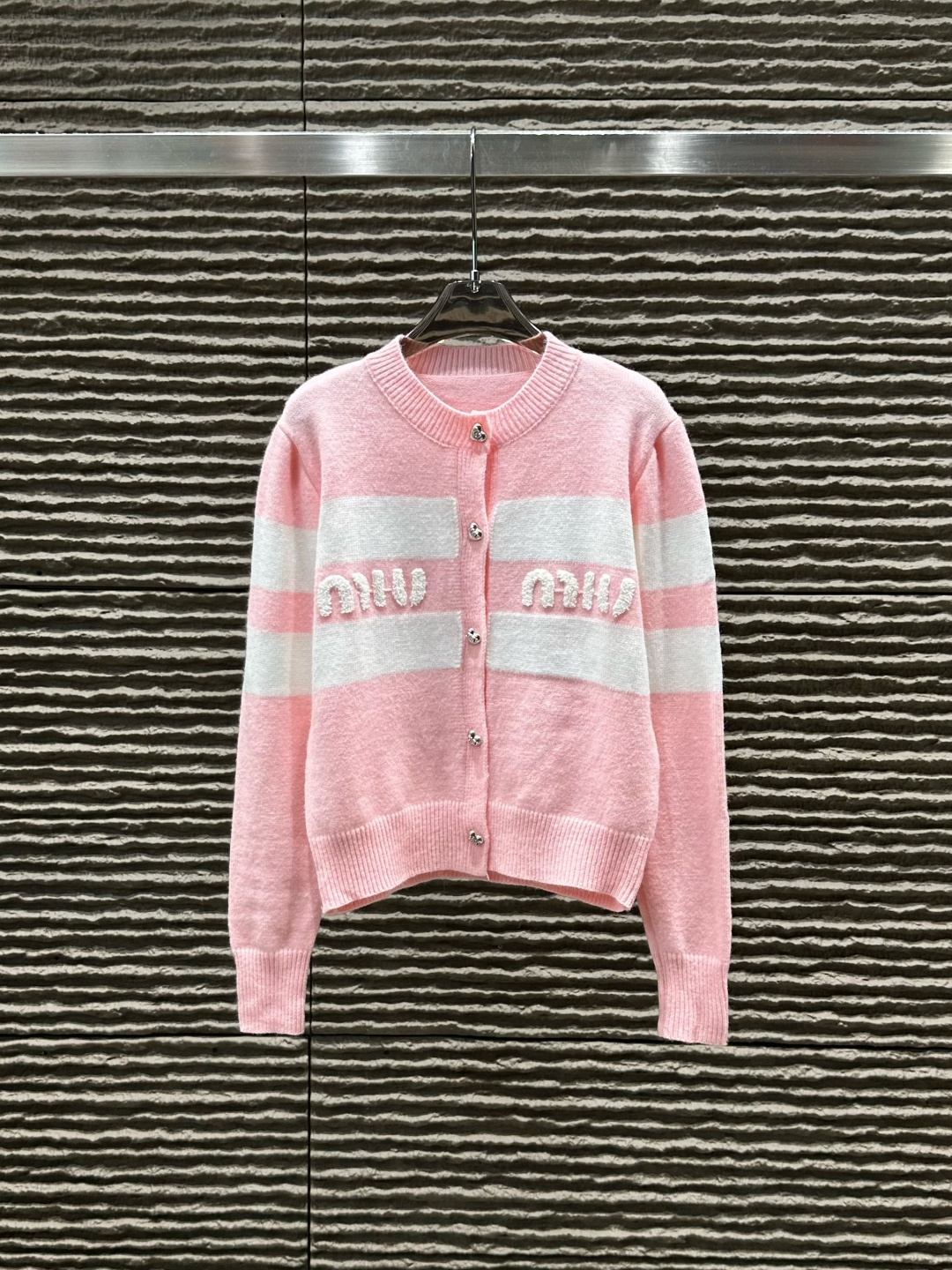 即発送！ 2026 ミュウミュウ 新作 ニット スーパーコピー 3色