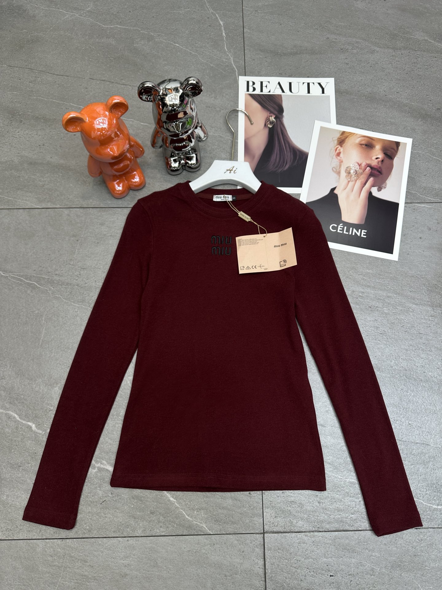 絶対欲しい！ 2026 ミュウミュウ 新作 長袖Tシャツ コピー 3色