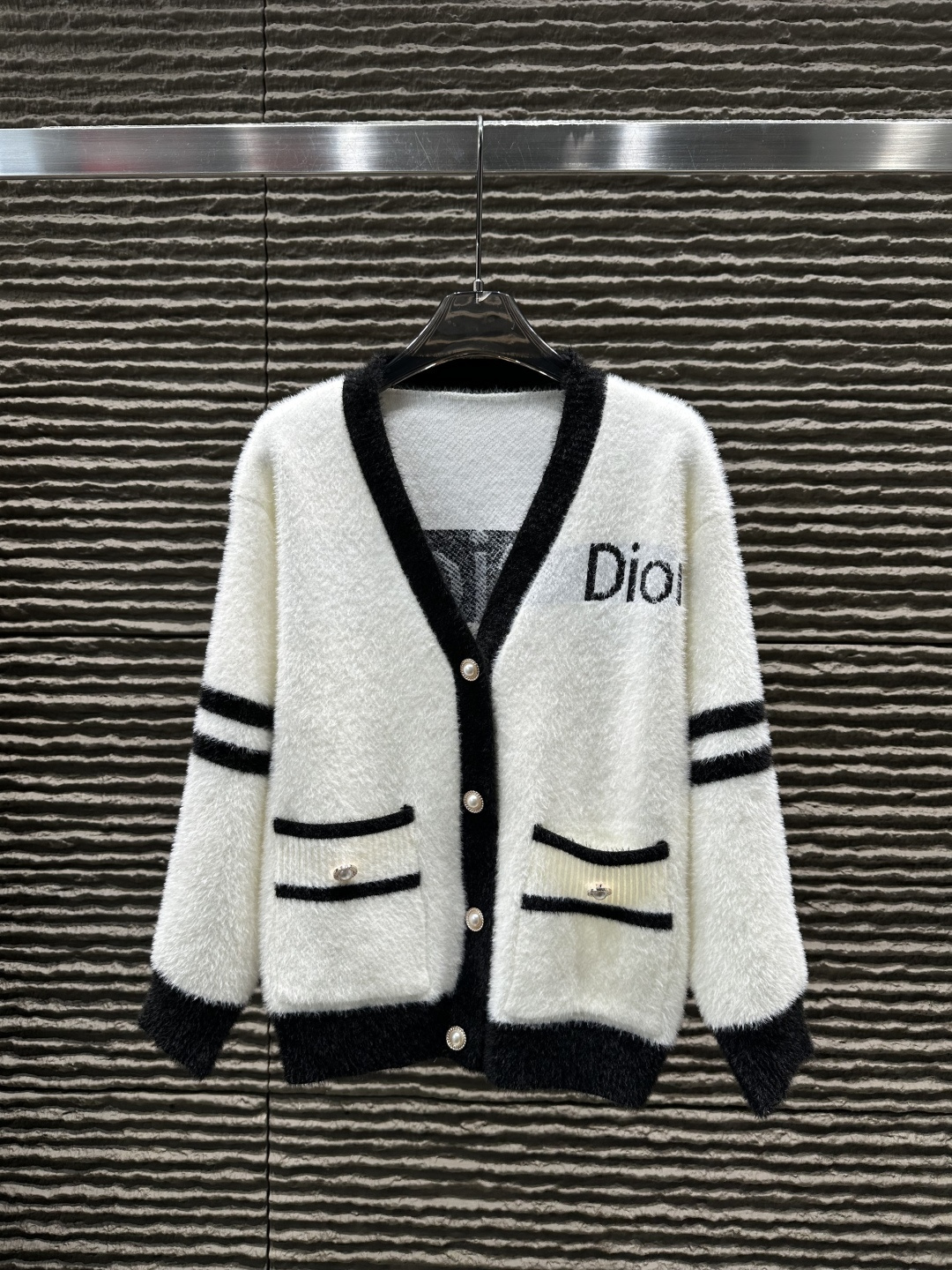 入手困難！2026 ディオール 新作 ニット 偽物 3色