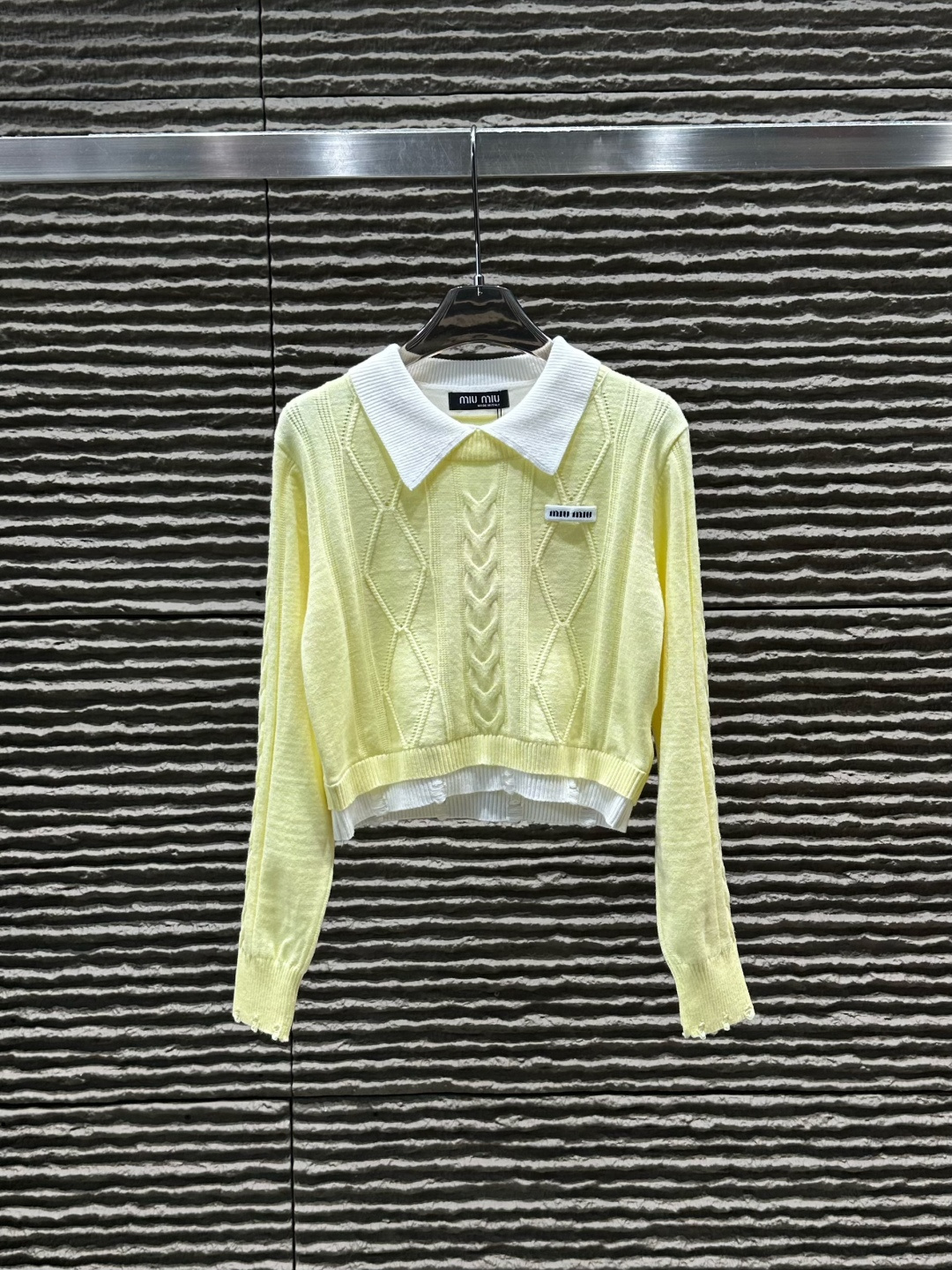 ☆超人気☆  2026 ミュウミュウ 新作 ニット 偽物