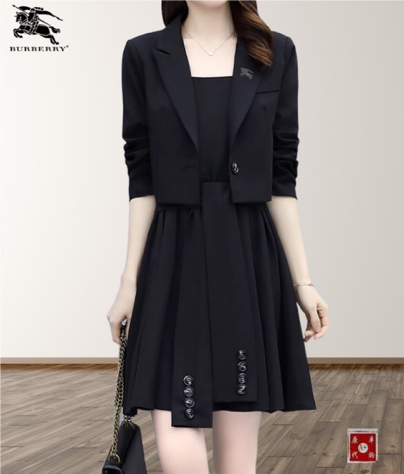 注目度抜群！2026 バーバリー 新作 セットアップ コピー 3色