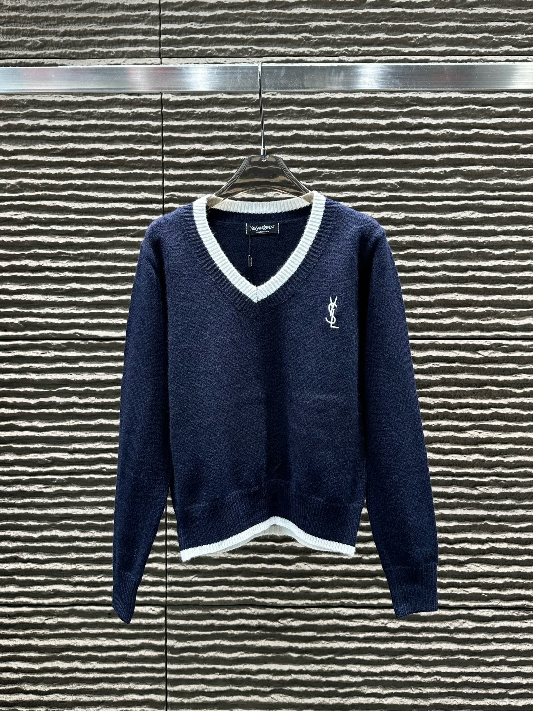 新色登場☆ 2026 サンローラン 新作 ニット 偽物 3色