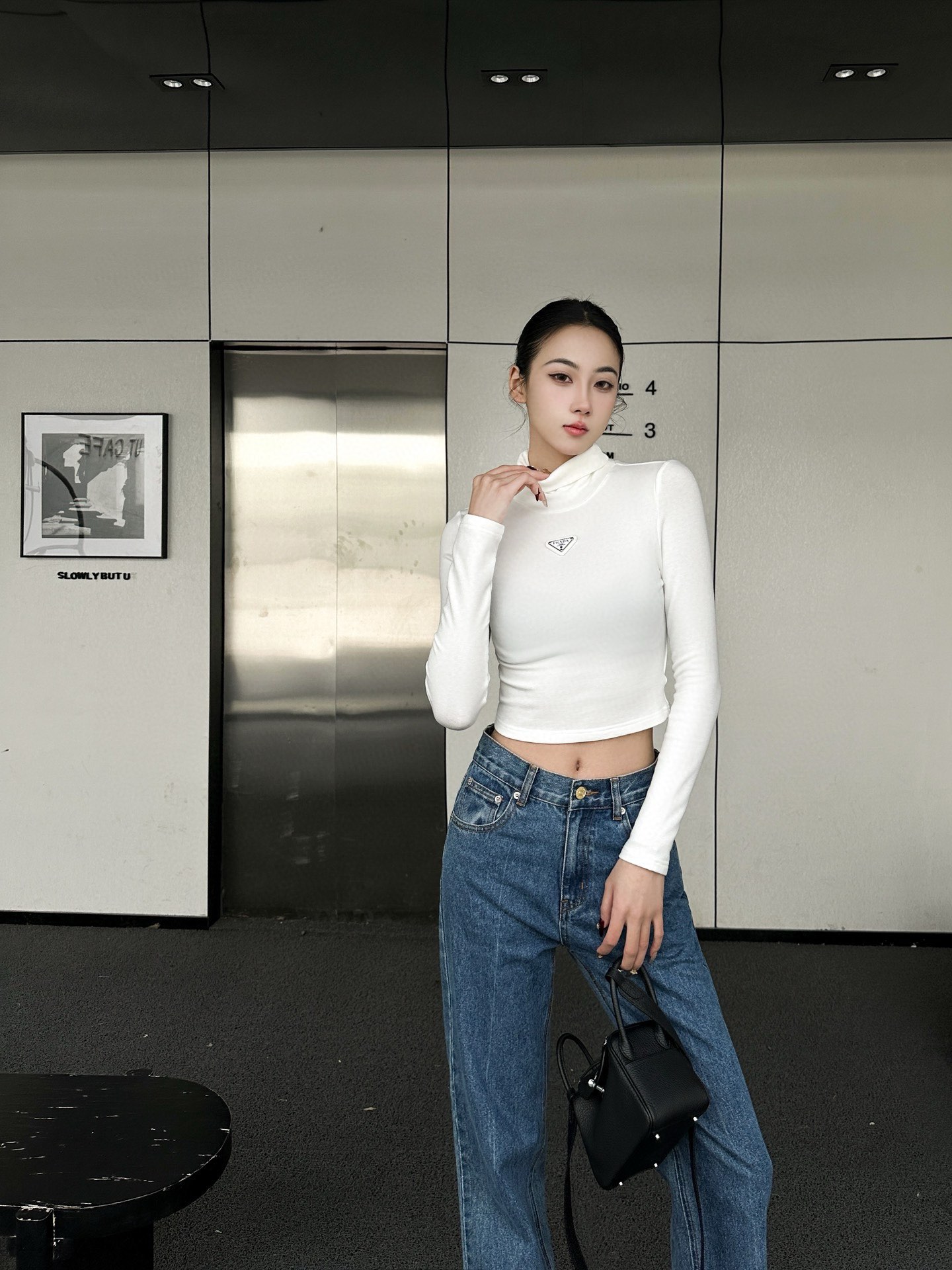 注目度抜群！2026 プラダ 新作 長袖Tシャツ 偽物